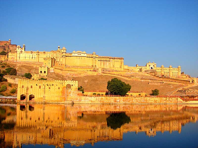 Places to visit in Jaipur - Amber Fort & Palace