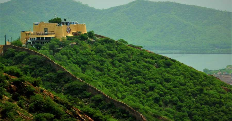 The first Temple of Jaipur: Garh Ganesh Temple Garh Ganesh temple in Jaipur